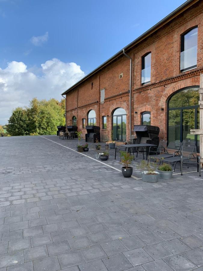 Ferienwohnung 3 Am Herrenhaus Ahrensboek Ahrensbok Exterior foto